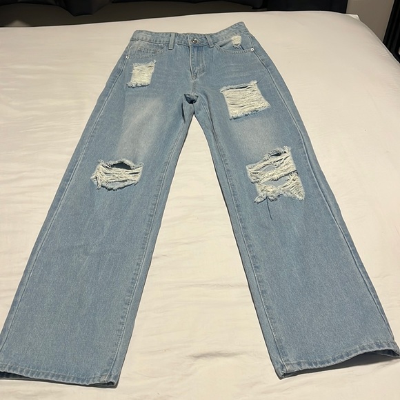 Ripped Straight Leg Jeans - Picture 2 of 3